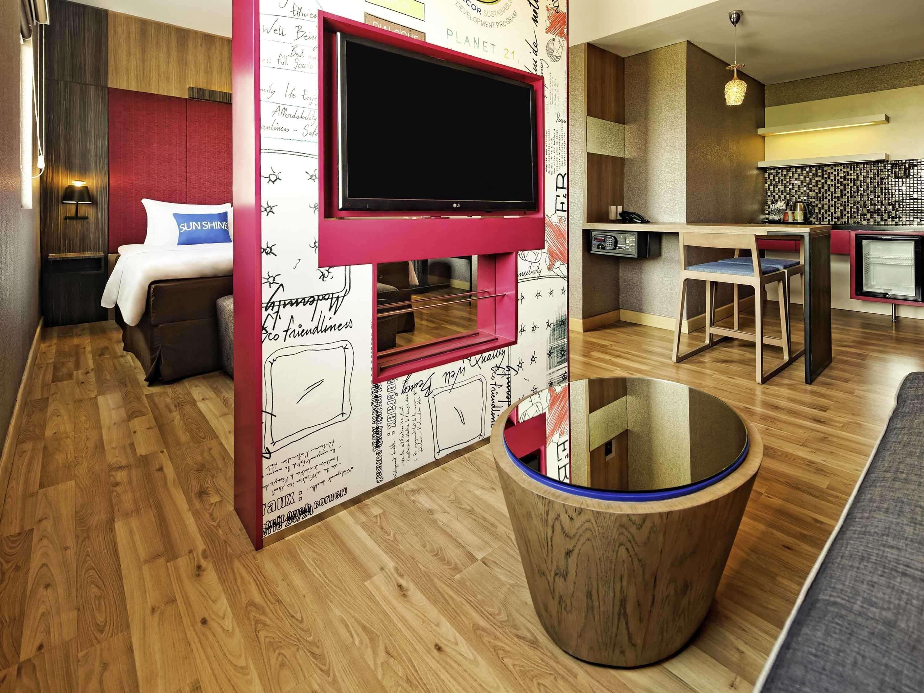 Готель Ibis Padang Екстер'єр фото