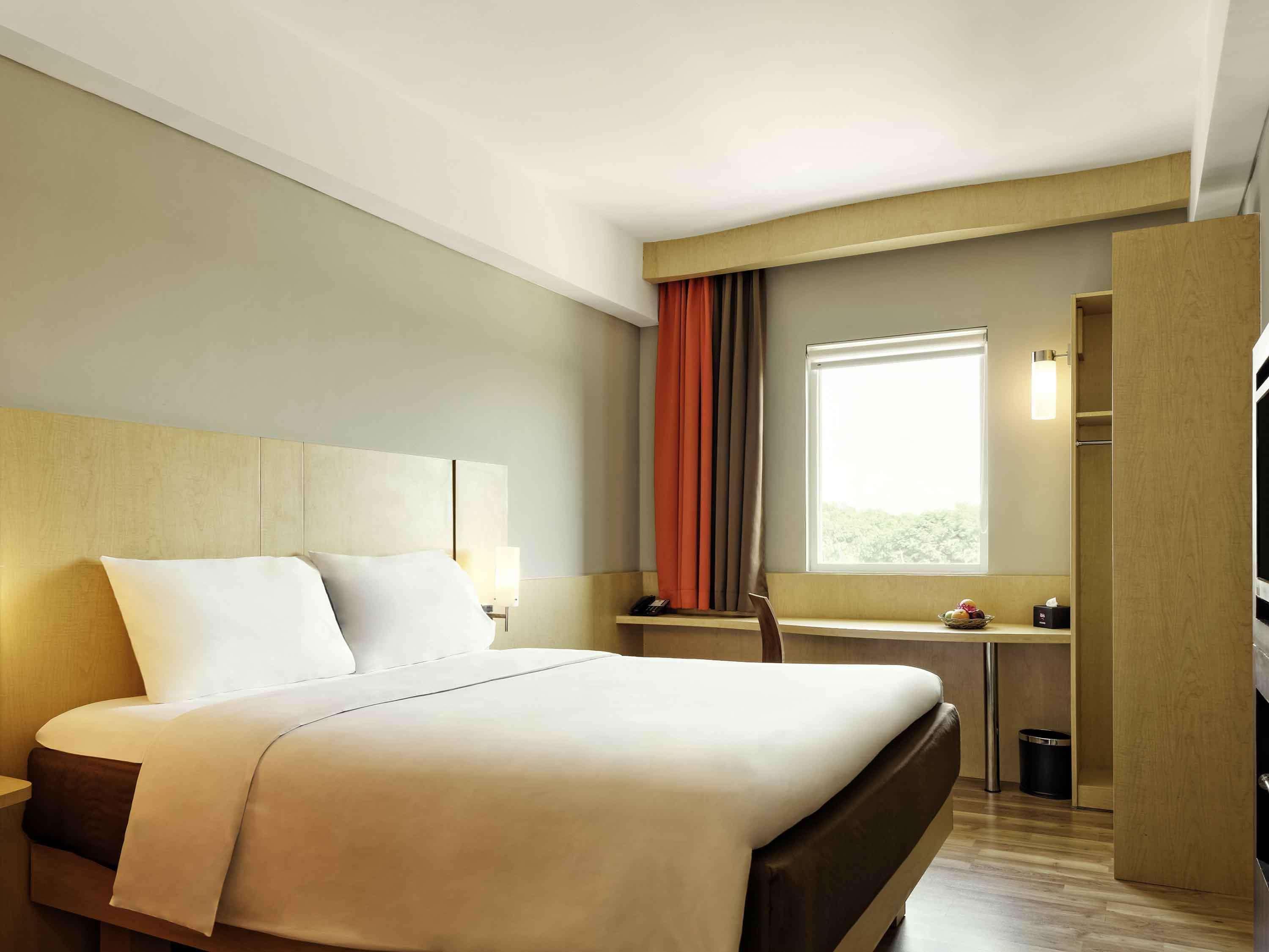 Готель Ibis Padang Екстер'єр фото