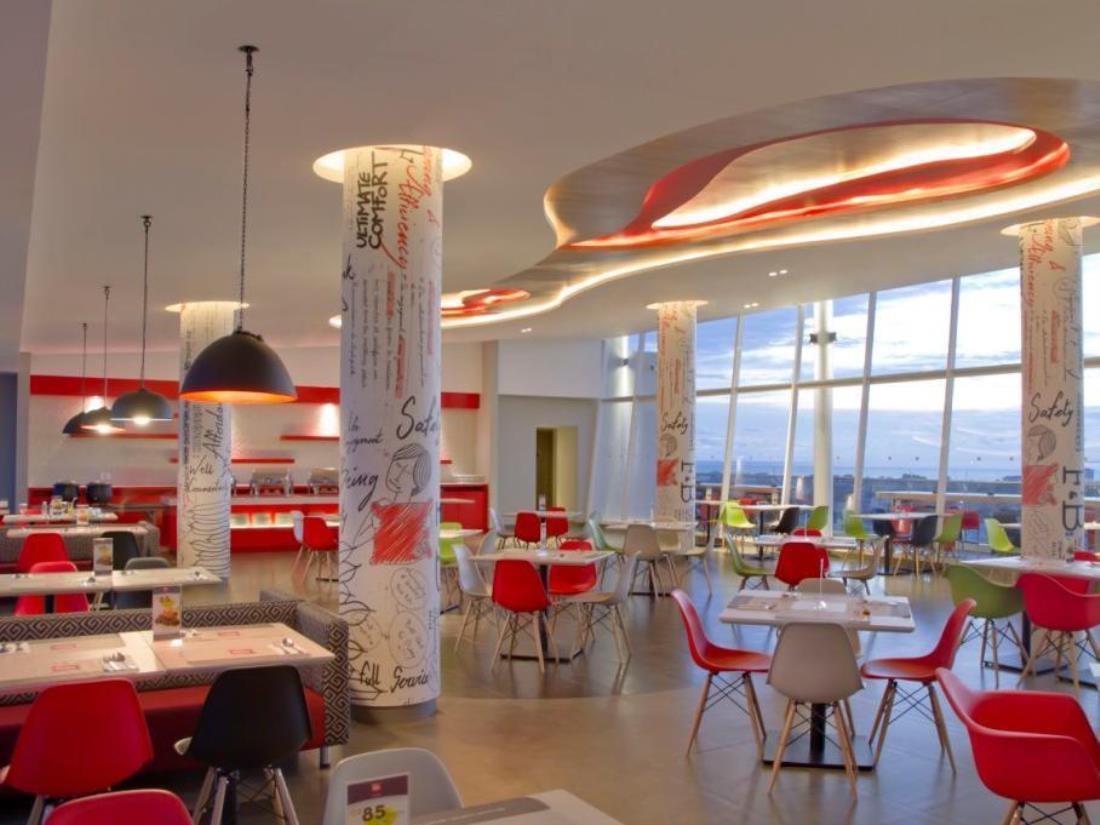 Готель Ibis Padang Екстер'єр фото