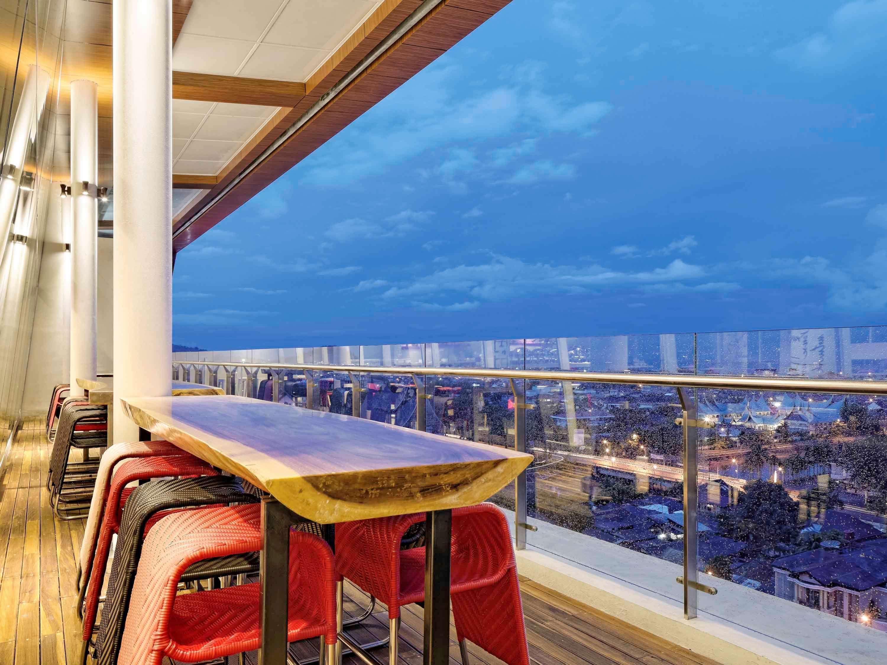 Готель Ibis Padang Екстер'єр фото